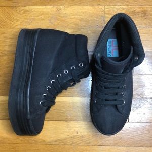 Jeffrey Campbell Play Black Platform sneaker